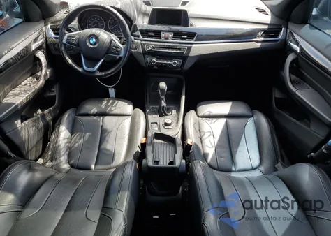 2018 BMW X1 xDrive28I z USA, uszkodzony, nr VIN WBXHT3C39J5F91943